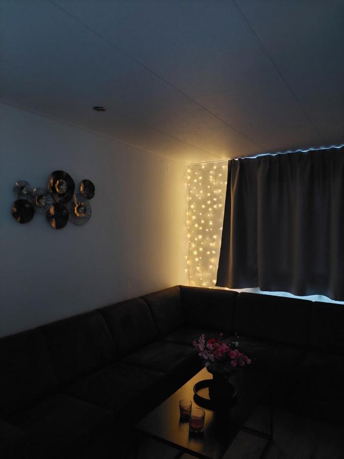 Chalet Moderna Putten Exterior foto